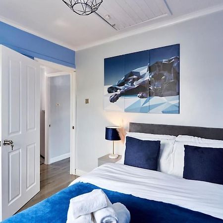 לידס *Little Haven In Leeds* ¤Private Parking¤ Ensuite מראה חיצוני תמונה