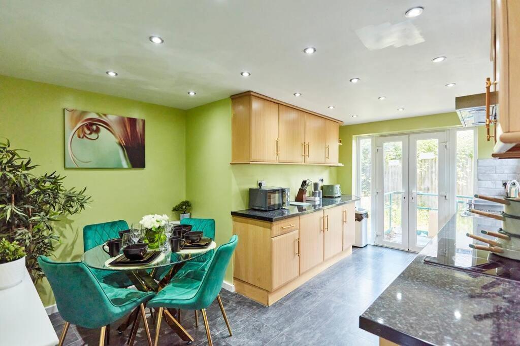 לידס *Little Haven In Leeds* ¤Private Parking¤ Ensuite מראה חיצוני תמונה