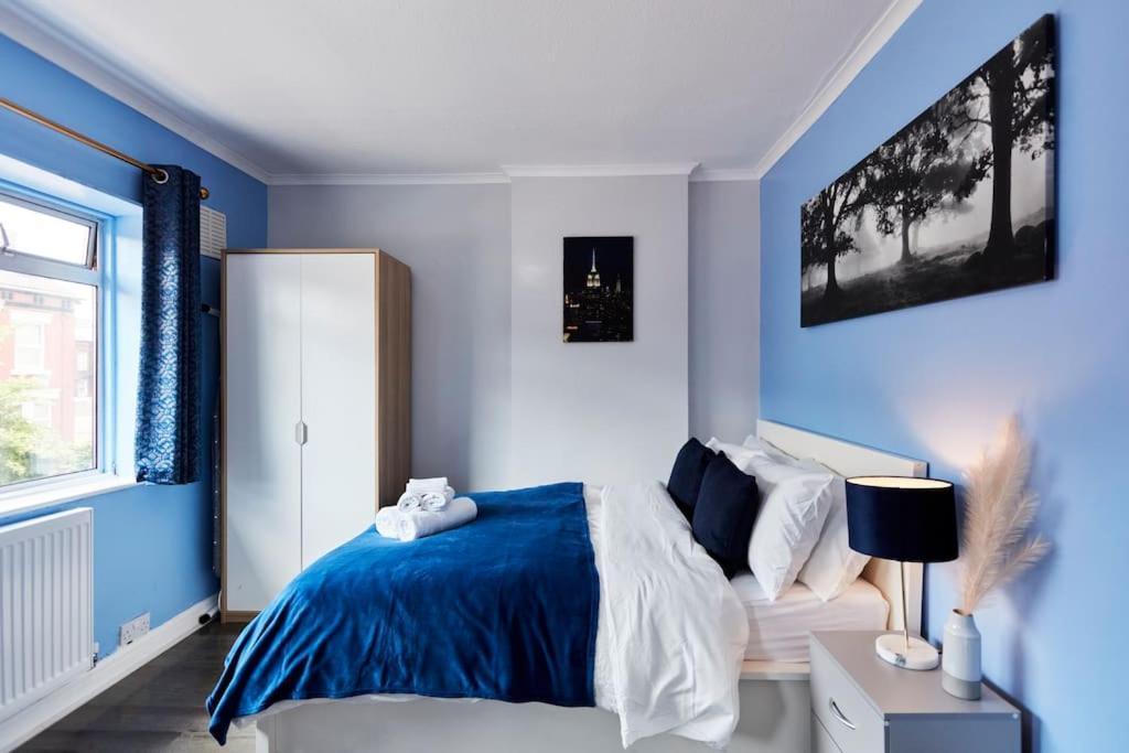 לידס *Little Haven In Leeds* ¤Private Parking¤ Ensuite מראה חיצוני תמונה