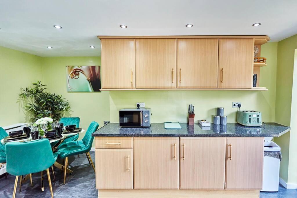 לידס *Little Haven In Leeds* ¤Private Parking¤ Ensuite מראה חיצוני תמונה